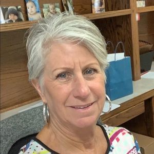 Meet your Posher, Dayna